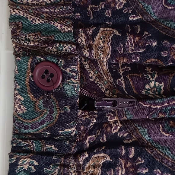 Skirt - Picture 4 of 8